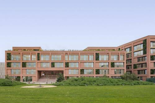 Außenansicht Q8.2.jpg - Büro mit 620,00 m&sup2; in Stuttgart zur Miete
