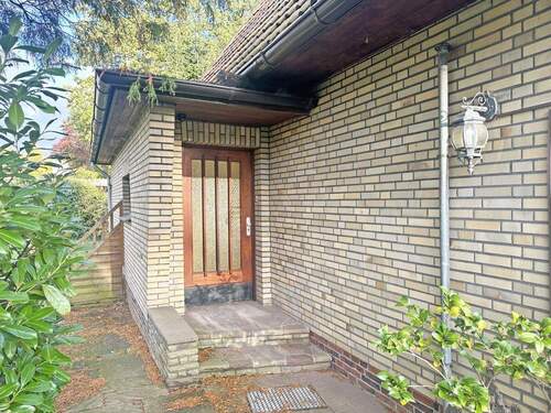 Eingang - 6 Zimmer Einfamilienhaus in Hamburg