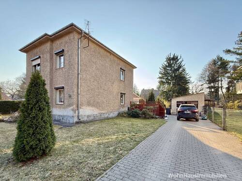 Zufahrt zur Garage - 5 Zimmer Einfamilienhaus zum Kaufen in Schöneiche bei Berlin