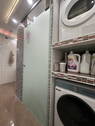 Dusche + Wasch u. Trockner - 