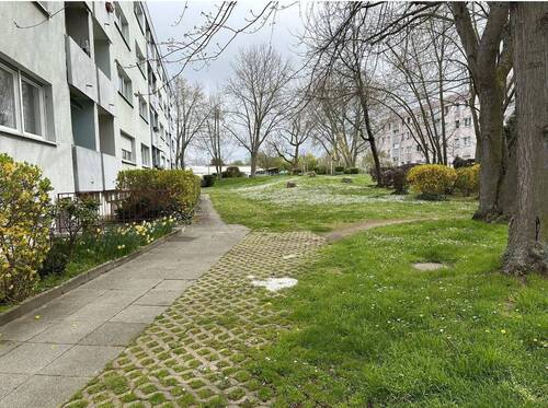 Außenanlage Balkonbereich - Etagenwohnung mit 79,00 m² in Mainz zum Kaufen
