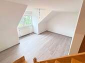 Wohnzimmer - Etagenwohnung mit 42,40 m&sup2; in Eisenberg zum Kaufen