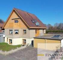 Gepflegtes Zweifamilienhaus mit großem Garten, Pool und Ortsrandlage - Kehl Kittersburg