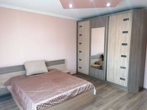  großer (22 m2)Schlafzimmer - 