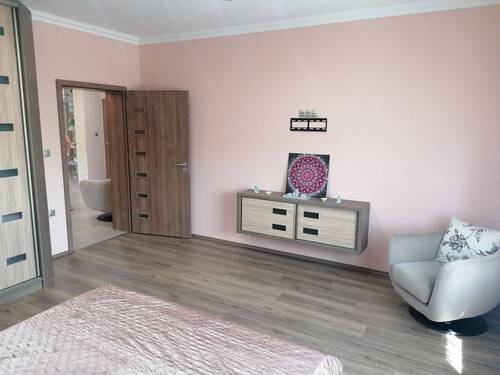  großer (22 m2) Schlafzimmer - 