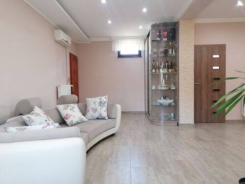  Wohnzimmer - 6 Zimmer Mehrfamilienhaus, Wohnhaus zum Kaufen in Komitat Zala