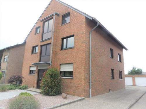 Vorderansicht_1 - 4 Zimmer Etagenwohnung zur Miete in Erkelenz