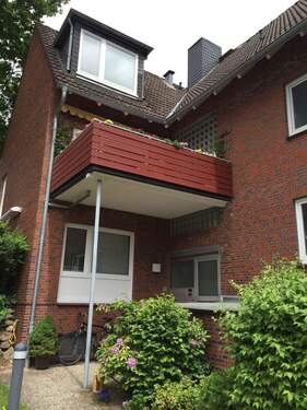 2.) Hauseingang - 1 Zimmer Etagenwohnung zum Kaufen in Hamburg