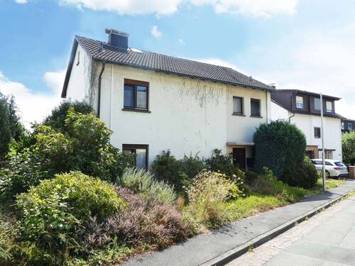 Bild 1 - Sympathisches EFH mit Garage und sonnigem Garten in Wächtersbach-Stadt