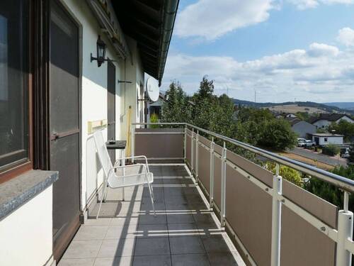 Sonniger Balkon - 5 Zimmer Einfamilienhaus in Wächtersbach