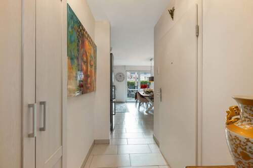 Flur - Etagenwohnung mit 107,90 m&sup2; in Erftstadt zum Kaufen