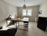 Schlafzimmer oder Küche z.Zt. Büro - 
