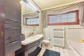 Badezimmer Erdgeschoss - 