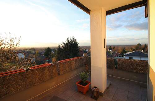 vorderer Balkon S/W - 