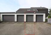 Garage mit Stellplatz - 