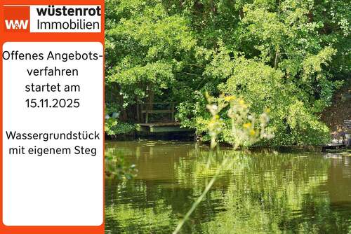 Bieterverfahren - Wassergrundstück: Ferienhaus zur ganzjährigen Nutzung: mit eigenem Bootssteg am 918 m² Grundstück