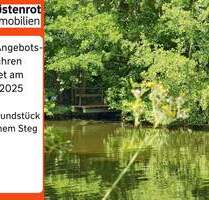 Wassergrundstück: Ferienhaus zur ganzjährigen Nutzung: mit eigenem Bootssteg am 918 m² Grundstück - Spreenhagen / Braunsdorf