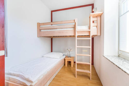 Kinder-/Gäste-/Arbeitszimmer - 