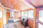 Seiteneingang hinten Flur - 