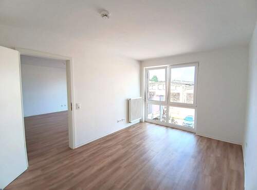 Zimmer - 2 Zimmer Etagenwohnung zur Miete in Kaiserslautern