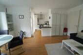 mit offener Küche - 3 Zimmer Etagenwohnung in München