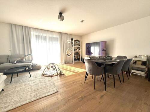 Wohnen und Essen - Etagenwohnung mit 80,00 m&sup2; in Gelnhausen zur Miete