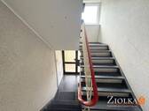 Blick in das Treppenhaus - 3 Zimmer Etagenwohnung in Wolfenbüttel