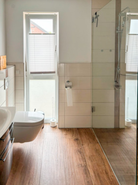 Badezimmer im Obergeschoss - 