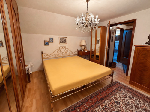 Schlafzimmer - 5 Zimmer Einfamilienhaus in Neustadt