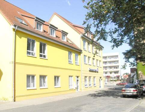 Außenansicht 2 - 5 Zimmer Etagenwohnung zur Miete in Anklam