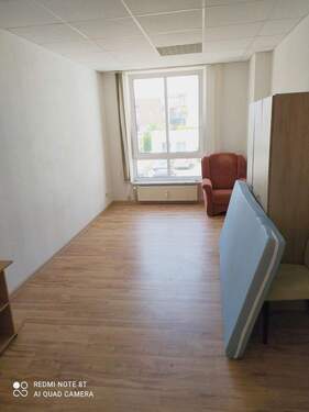 Zimmer 2 - Etagenwohnung mit 145,40 m² in Anklam zur Miete