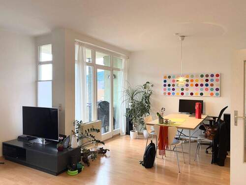 Titel.JPG - Zwei Zimmer mit Terrasse und Stellplatz. Ideal für eine Person. Provisionsfrei.