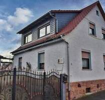 Einfamilienhaus mit 2 Wohneinheiten im Nebengebäude und Ausbaupotential für eine weitere Einheit - Bad Nauheim