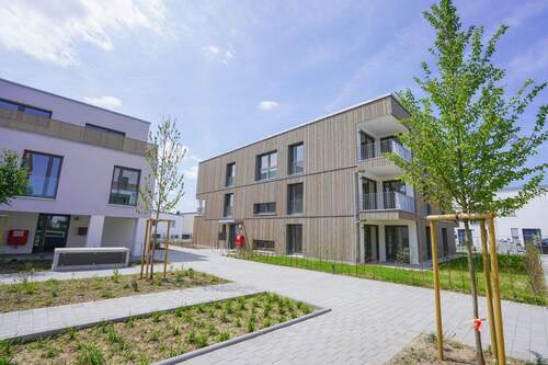 Ansicht Haus E - 3 Zimmer Terrassenwohnung zum Kaufen in Köngen