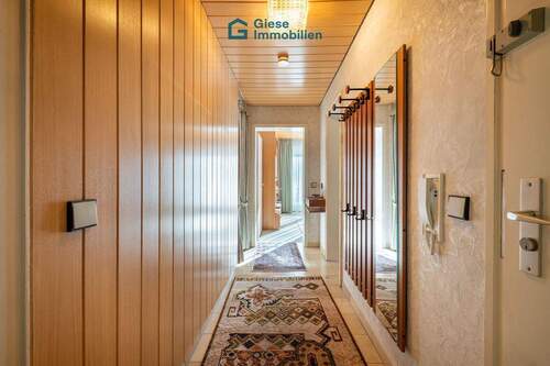 Flur (EG) - Mehrfamilienhaus, Wohnhaus mit 140,00 m&sup2; in Stuttgart zum Kaufen