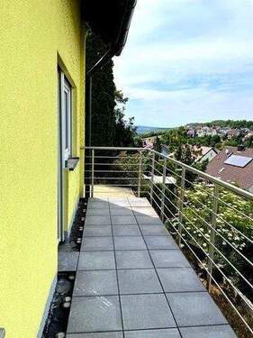 .. großer Balkon ! - 3 Zimmer Etagenwohnung in Theilheim