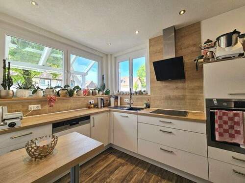 Küche Erdgeschoss - 7 Zimmer Mehrfamilienhaus, Wohnhaus in Fluorn-Winzeln