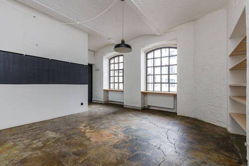 Factory Canvas - 