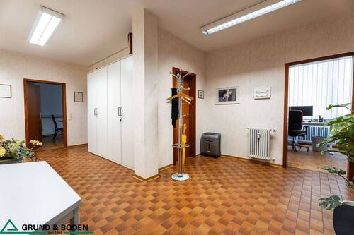 02 - Büroflur - Büro zur Miete in Göppingen