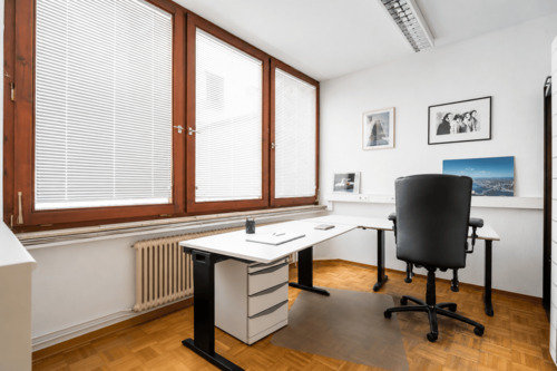 03 - Helles Einzelbüro - Büro in Göppingen