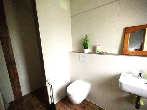 Gäste WC und Dusche EG.jpg - 