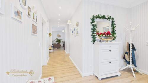 Eingangsbereich - 7 Zimmer Doppelhaushälfte in Verden (Aller)