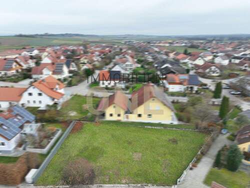 Bild 3 - Grundstück in Pfakofen