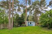 Hintere Gartenansicht - Exklusiver Rückzugsort im Grünen mit privater Panoramasauna - 