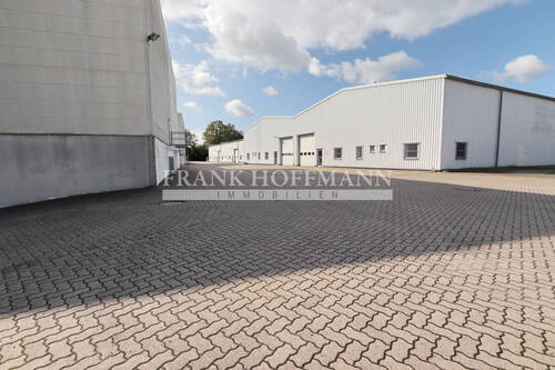 M2261-H4 Außenansicht - Halle zur Miete in Kaltenkirchen
