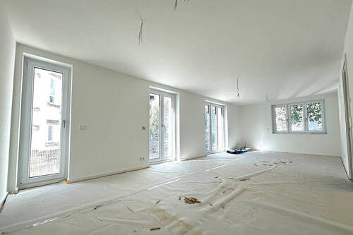 Wohn- und Esszimmer - Neubau - Modernes Wohnen in bester Lage von Sindelfingen