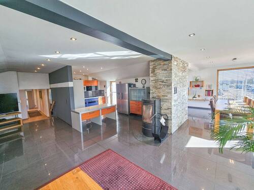 Offen gestalteter Wohn- und Essbereich - 