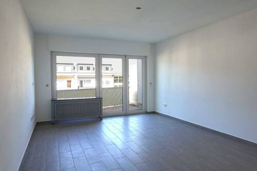 Wohnen - 2 Zimmer Etagenwohnung zur Miete in Leverkusen / Opladen