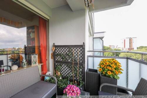 8 Loggia - 