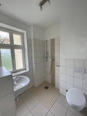 Referenzbild Bad.JPG - 2 Zimmer Etagenwohnung zur Miete in Taucha